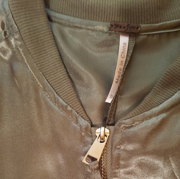 🔥SALE🔥 Utility Jacket - Picture 3 of 8